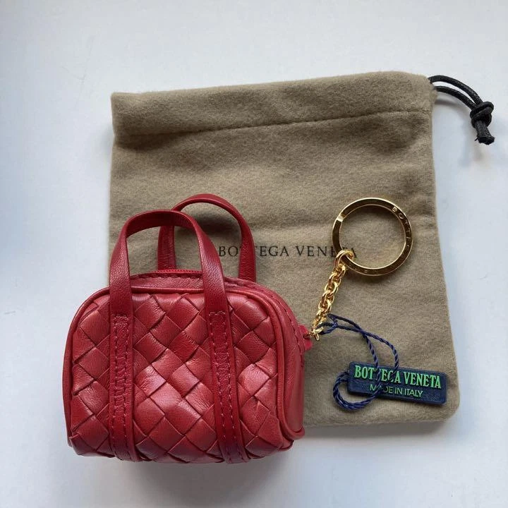 BOTTEGA VENETA Charm Intrecciato Leather Red Gold Bag charm Mini