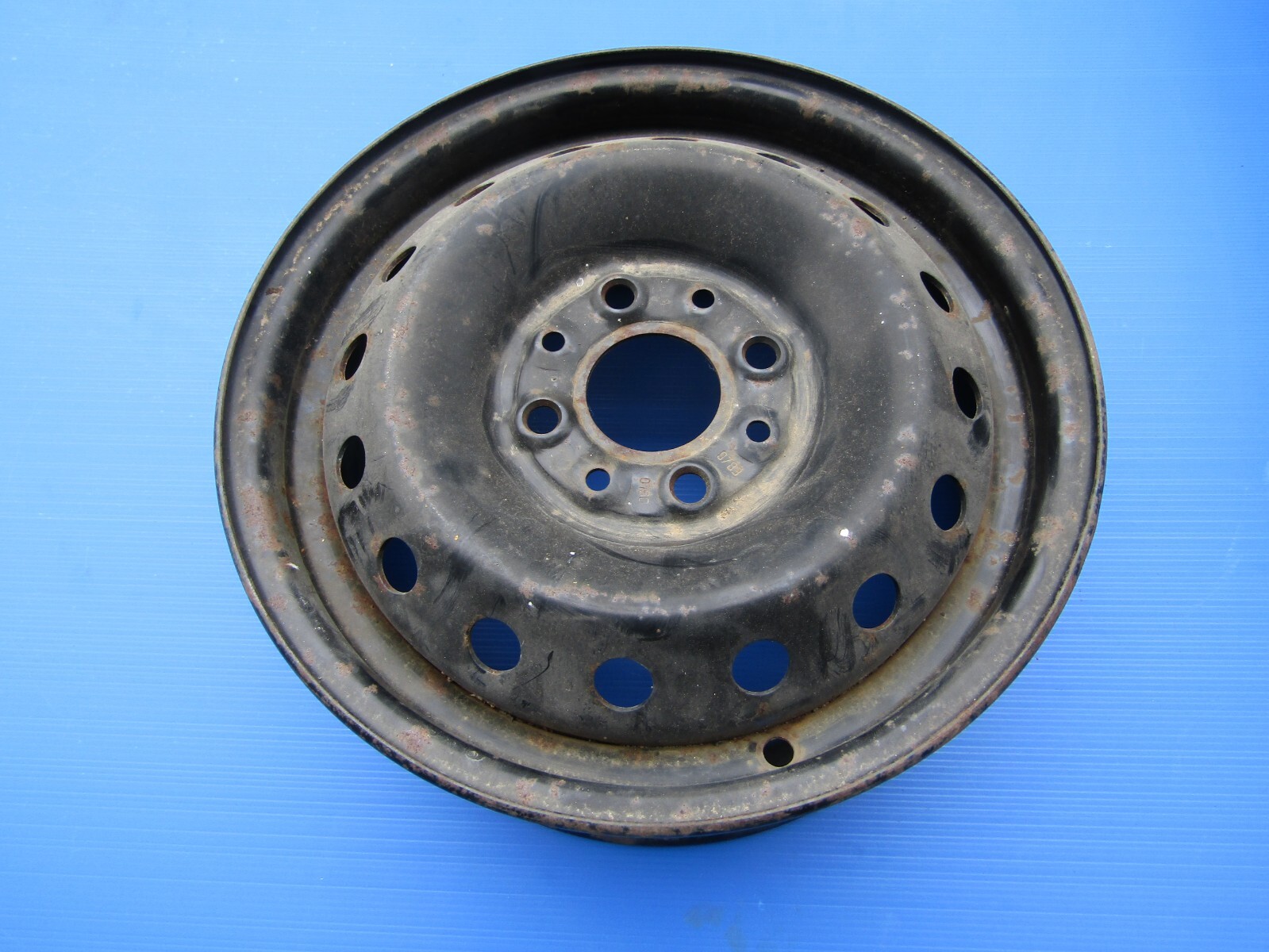 Jante tôle 13 pouces Fiat Punto compatible Lancia berline