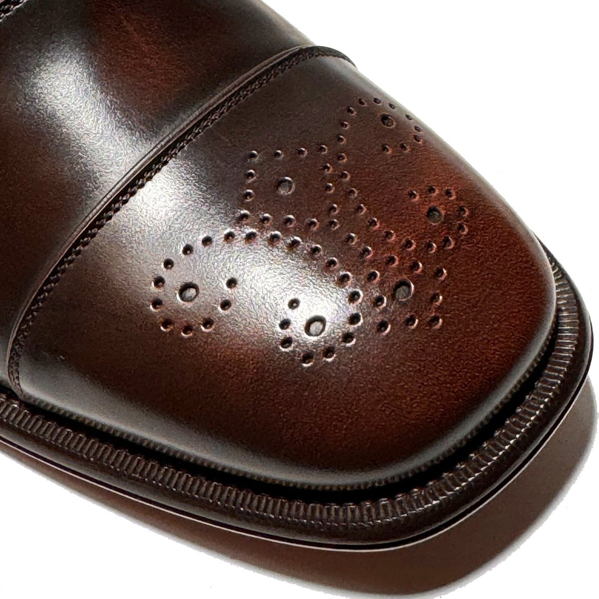 Salvatore Ferragamo Brogue Cap Toe Oxfords Men’s 10.5 D Brown Perforated Leather Ferragamo MAXIME Mens 10.5 D Brown Cap Toe Brogue Leather  main image 3