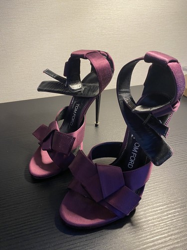 Tom Ford Women's Purple Sandals Satin . Authentic. Size 5 . Euro 35
