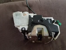 2001 2002 2003 Infiniti QX4 Front Right Passenger Side Lock Latch Actuator RT RH