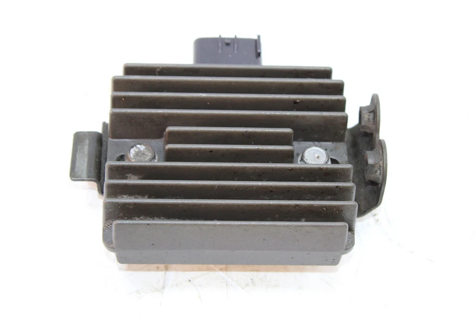03-24 Kawasaki Z1000 Rectifier Voltage Regulator    21066-0705 - Image 3 of 4