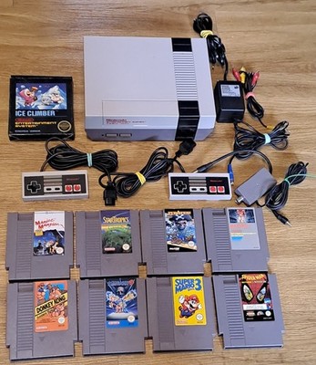 Nintendo NES NESE-001 Entertainment System - Grau (PAL) mit 9 Spielen
