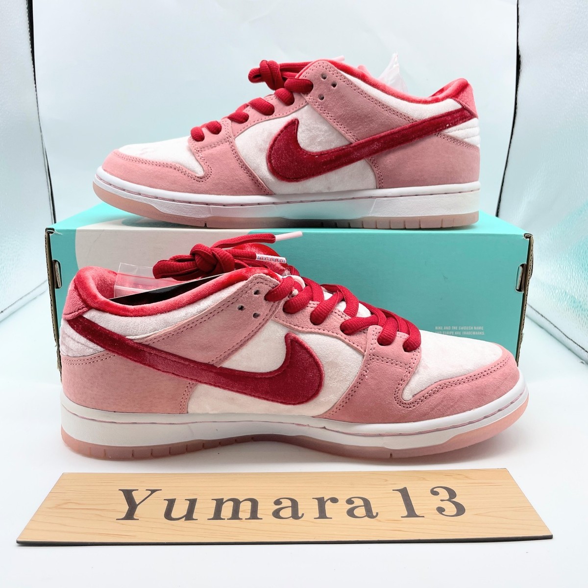Strangelove × Nike SB Dunk Low Valentine's Day CT2552-800 Men's
