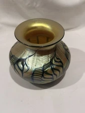 Lundberg Studios Vase - Petite Fern (5" Tall) Heart Vase Dated 2002