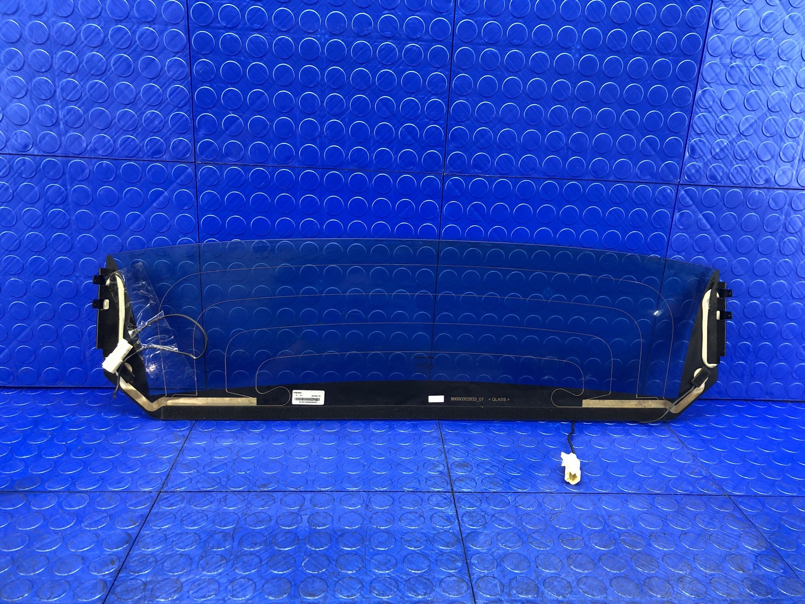 2016-2021 MCLAREN 570S OEM REAR BACK WINDOW GLASS PANE *DAMAGED WIRE*
