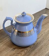 Vintage Hall China Company "Philadelphia" Style Teapot in Blue With Gold Accents