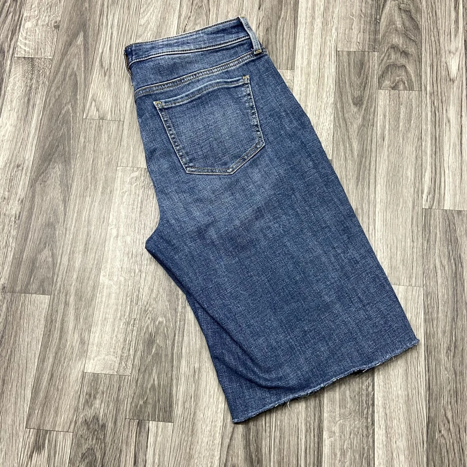 NYDJ Mid Rise Dark Wash Blue Denim Cut Off Jean Shorts Women's Size 8 - Image 2 of 4