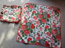 Tischdecke Mitteldecke mit passendem Kissenbezug grün rot Vintage Retro Deko