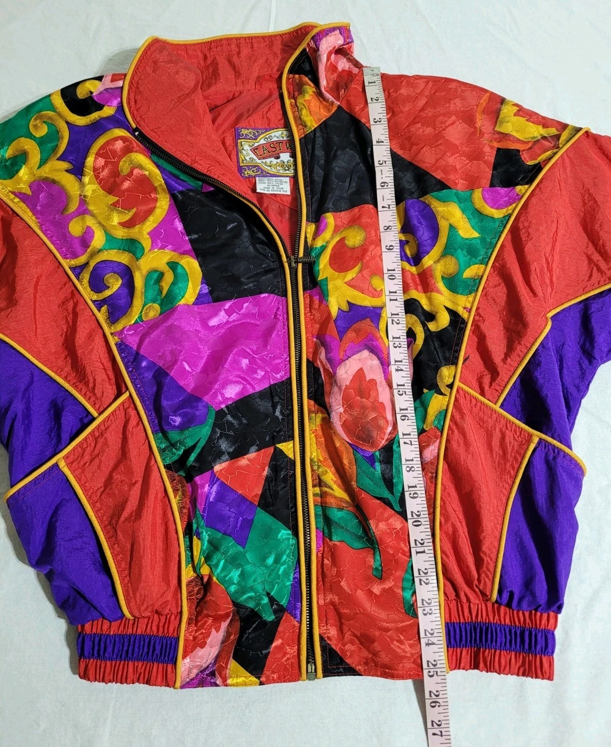 East West Women’s Size M Vintage Full Zip Windbreaker Jacket With Shoulder Pads