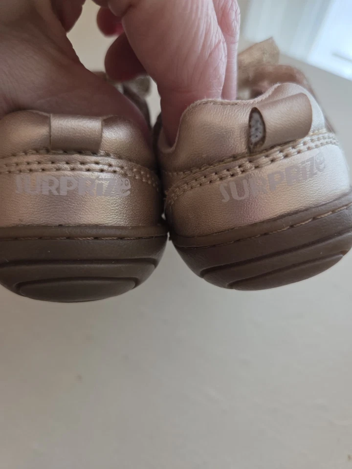 Arcos Surprize Stride Rite Cecillia Mary Jane Niñas 3m Rosa Pálido Metálico Brillo Foto 4 de 4