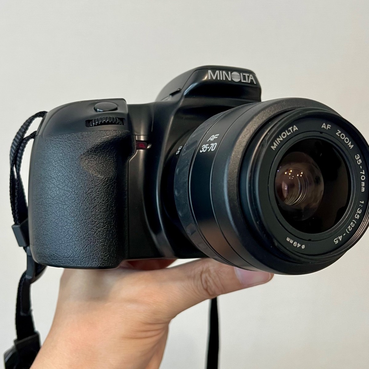 MINOLTA α 303si SLR 35mm Film Camera w/ MINOLTA AF 35-70mm F3.5
