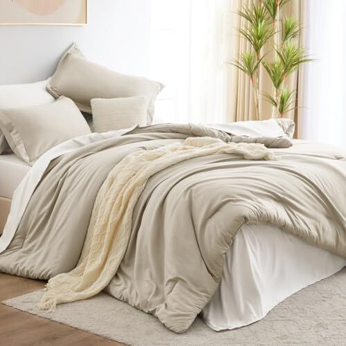 Comforter Set and White, 7 Pieces Bedding Set Contrasting Design Queen Beige-image