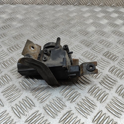 2001 Mitsubishi Galant EA1 Cruise Control Vacuum Pump MR309795 2.5i 24645537 - Picture 5 of 7