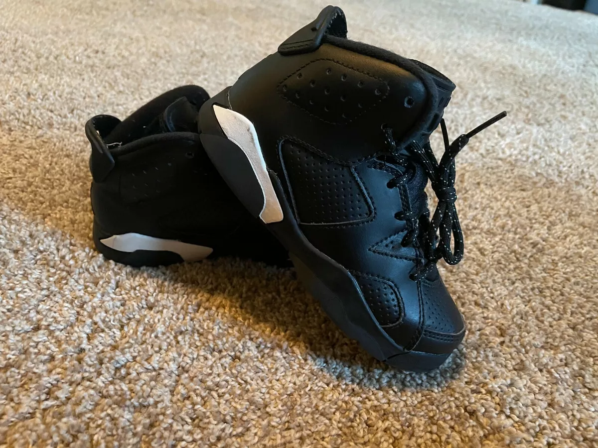 Jordan Retro 6 Black Cat Size 11C
