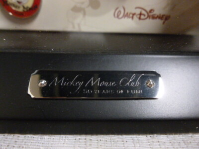 Walt Disney World Mickey Mouse Club 1955 Member Watch 50  display picture 1