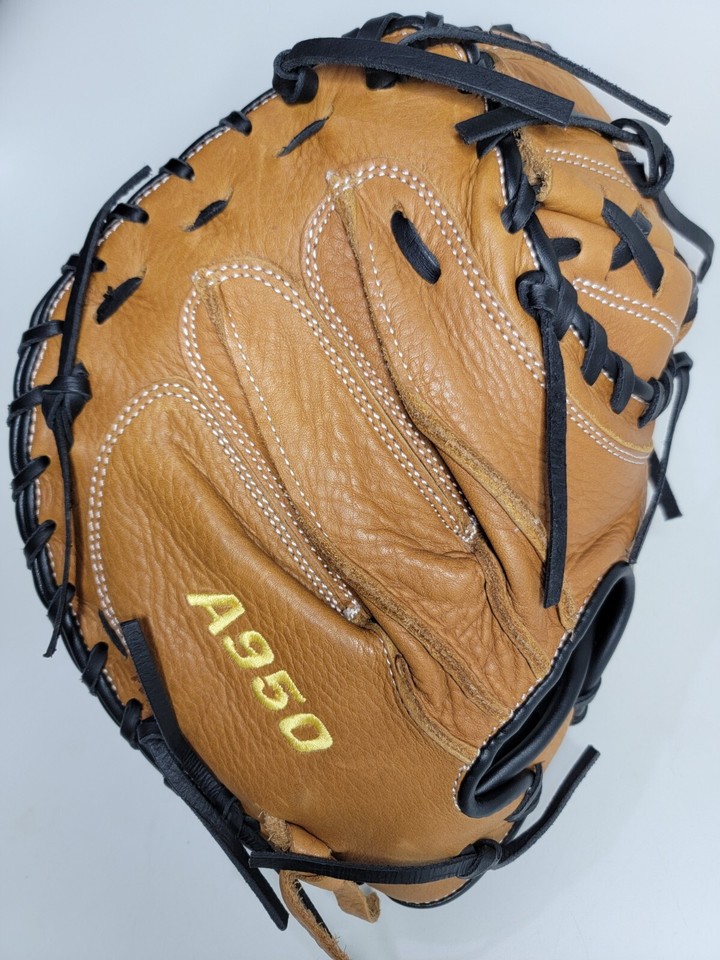 Wilson A950 A09RB20DCM34 34” Brown Catcher’s Mitt Glove Baseball