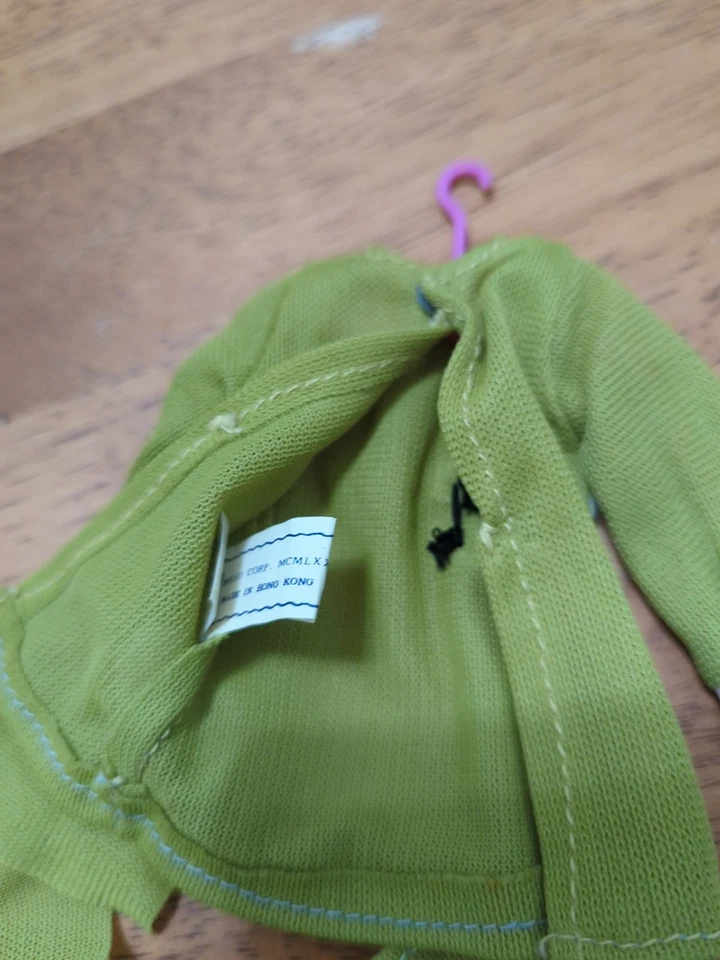 Roupa Barbie Mego Clone Vintage *Verde com Inveja* Marcada Mego Hong Kong - Imagem 3 de 4