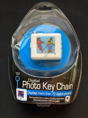 VR3 Digital Photo Keychain White New Sealed Holds 72 Pics Rechargeable USB