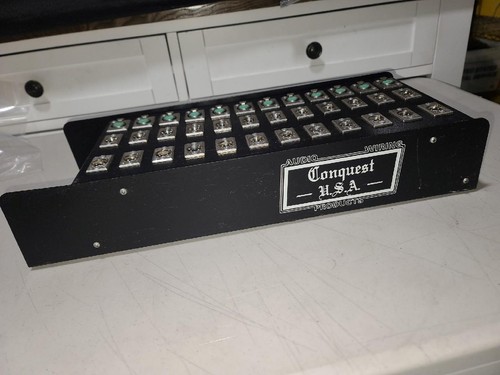 Conquest USA Audio Wiring Products 12-Channel Microphone / Mic Splitter Box - Picture 2 of 7