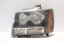 2007-2014 Chevrolet Tahoe Halogen Left Side Headlight Assembly Oem 22853025