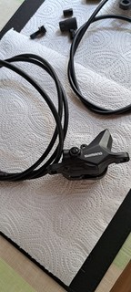 1 Paar Shimano Deore BR M6100 Bremssättel Bremsleitungen