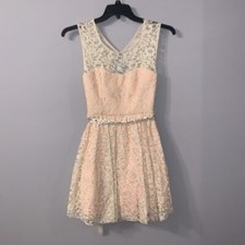 Peach lace sequin dress with open back Windsor size 7 #530