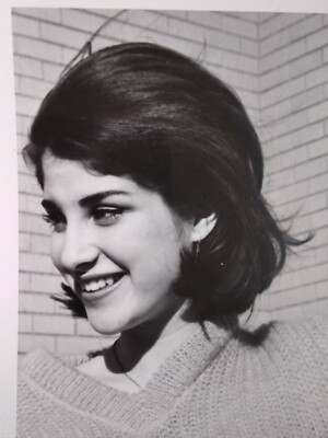 Hollywood Pretty Girl Sweater Original Photo Carl Neubert VTG 1950s RARE CA Brun