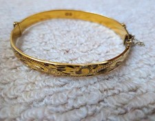 9ct Yellow Gold Hinged Bangle Bracelet Hallmarked Safety Chain 21g No Stone