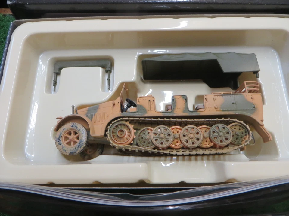 CORGI CLASSICS SdKfz 7 KRAUSS MAFFEI SEMI TRACK WWII ADVERSARIES CC60003 1/50 - Image 3 of 4