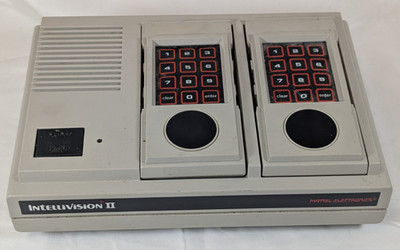 1982 Mattel Intellivision II Console Master Component 5872 - UNTESTED - No AC