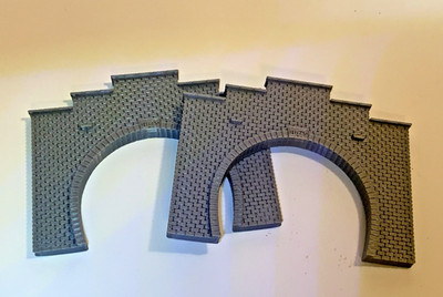 X2 HO Scale Stone Arch Tunnel Portal   Classic Masonry Brick Model Railroad 1:87