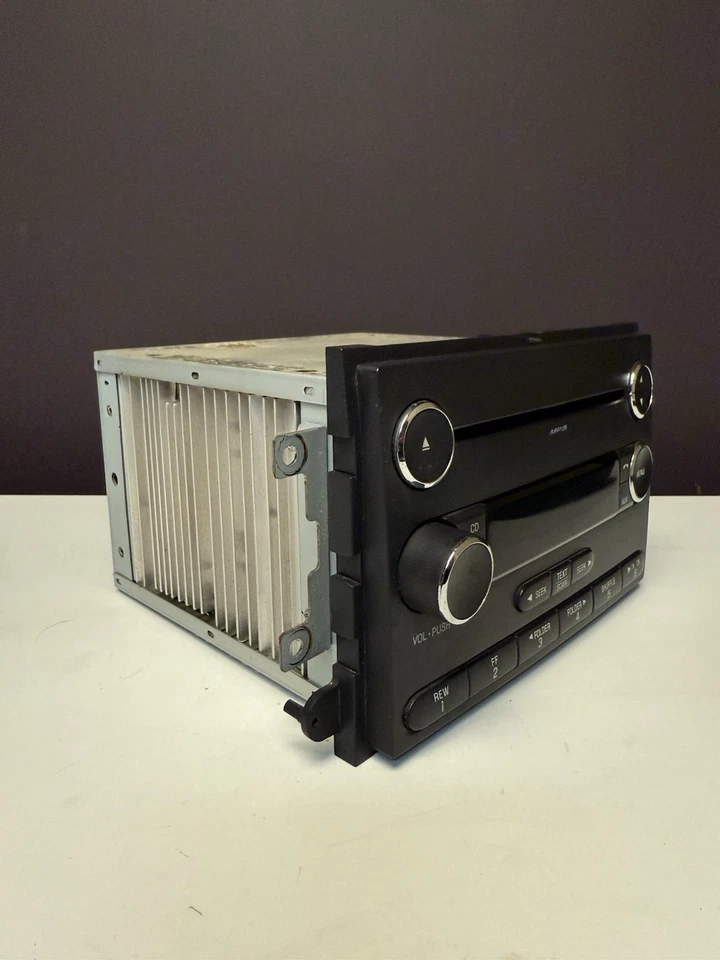 2006-13 Ford Car Truck Van Radio AM FM 6 Disc mp3 CD Player - PN BC2T-18C869-CB - Image 3 of 4