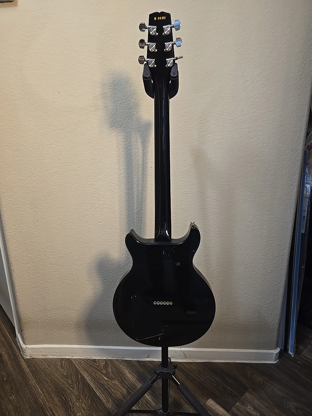 Picture 13 of 24