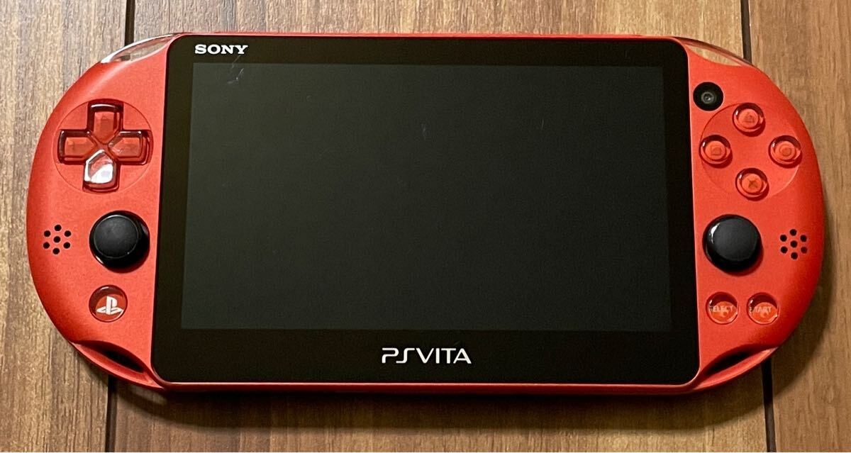 PlayStation Vita Wi-Fiモデル レッド PCH-2000 USED PS Playstation vita Wi-Fi model METALLIC RED PCH-2000