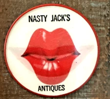 1970S RARE VARI VUE NASTY JACK'S ANTIQUES SMILING 3" PIN NOS MINT READ