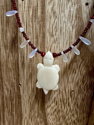 Native Peoples Jewelry  Beaded Necklace With Carved Bone Turtle Pendant red Horn