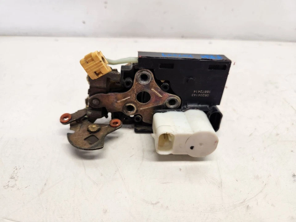 Защелка для правой передней двери 2004 Chevrolet Suburban 1500 пассажирская - питание 16872414 - Изображение 3 из 4