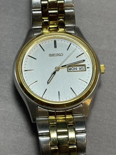Seiko Two Tone Watch 7N43 9048 Lot Dressy Lot White Day Date Vintage 37mm