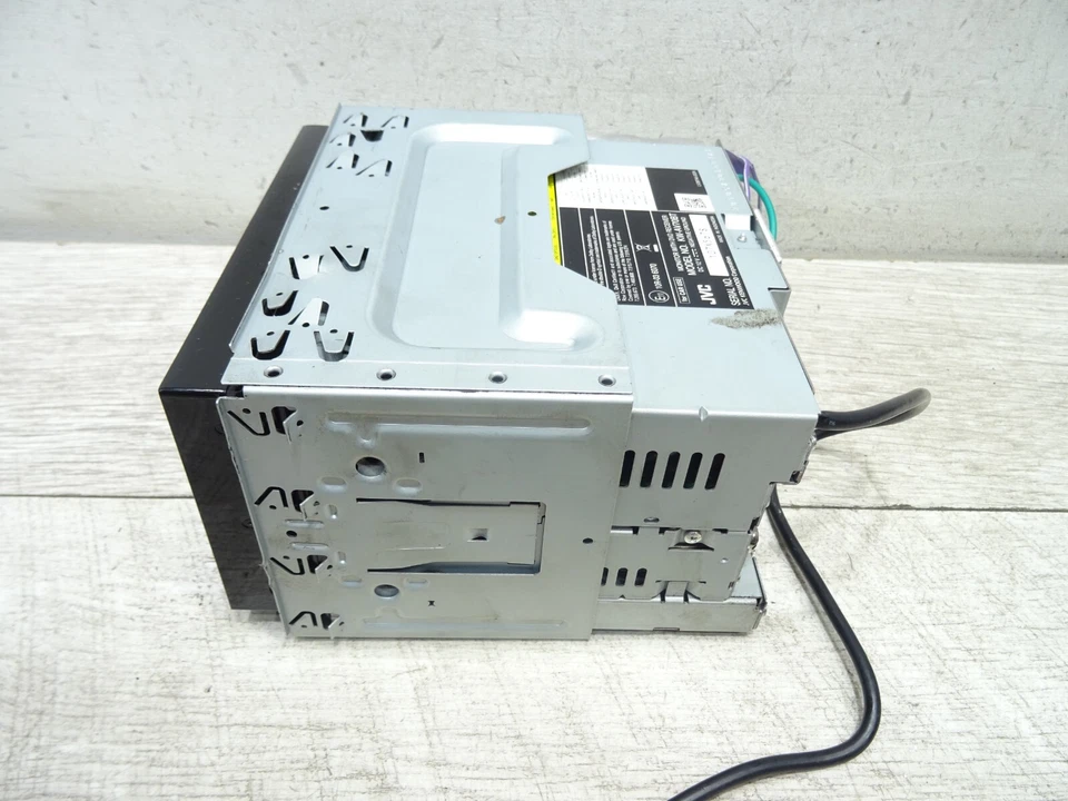 JVC 2 DIN RADIO USB AUX BLUETOOTH PLAYER HEAD UNIT KW-AV70BT - Image 4 of 4