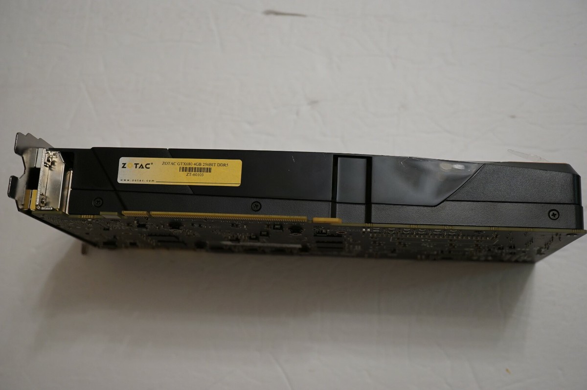 ☆ ZOTAC ☆ GEFORCE GTX680 4GB グラフィックカード 【 PCI
