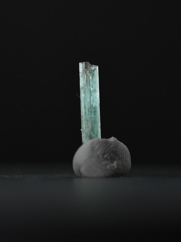 Emerald Crystal Natural Colombian Muzo Specimen gem rough, Muzo Columbia - Picture 6 of 9