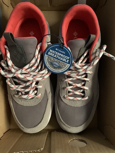 Women's Size 7 Columbia Pivot Mid 