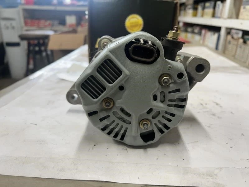 Alternator for Toyota Tundra 2000-2002 V8 4.7L 70 Amp 12 Volt CW 6-Groove Pulley - Image 3 of 3