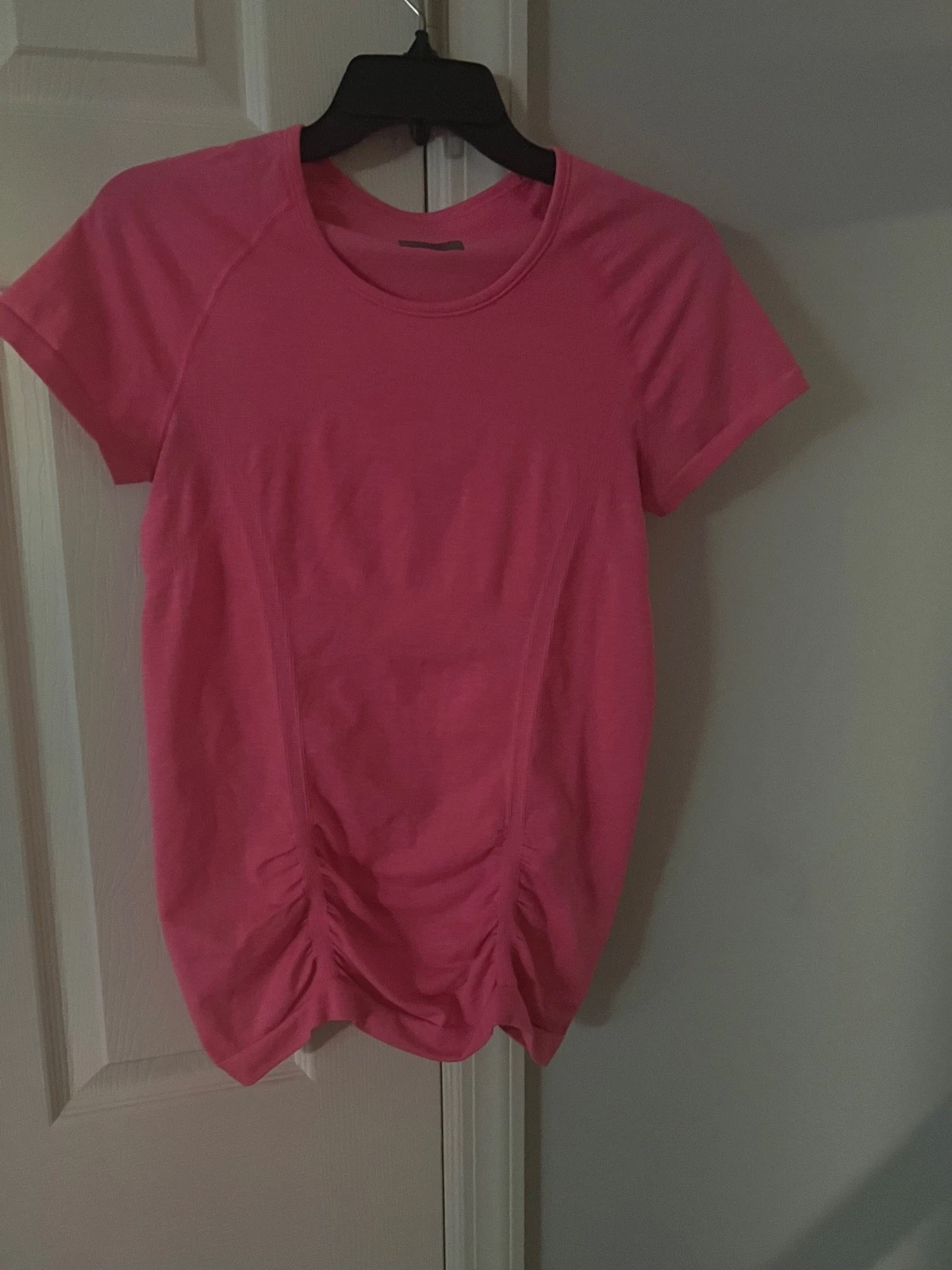 Athleta Fast track Tee Light Hot Pink Womens small