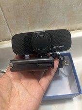 1080p Full HD Webcam With Built In Microphone And Rotatable Tripod Privacy Cover