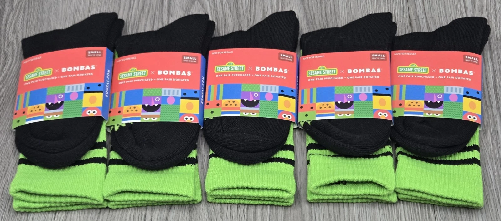 New Lot Of 5 Pairs Of Bombas Sesame Street Socks Oscar The Grouch sz SMALL