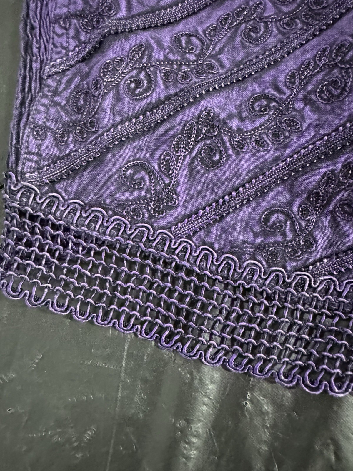 Unbranded Woman’s Sleeveless Top Purple And Black… - image 9