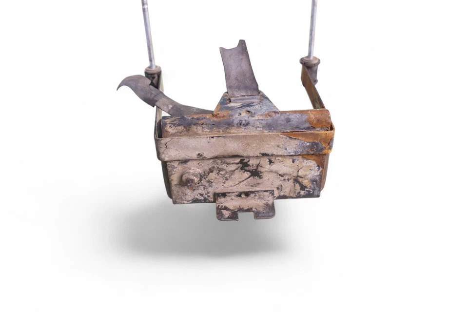 1971 Bsa 500 Victor Trail B25 B50 B50T Gold Star *2575 Battery Box  - Image 3 of 4