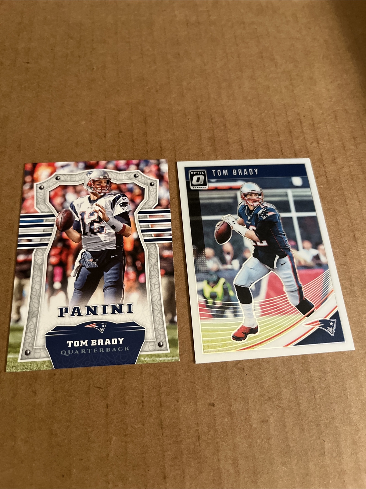 TOM BRADY 2017 Panini #66 & 2018 Optic #65 Patriots Football Cards (c4)